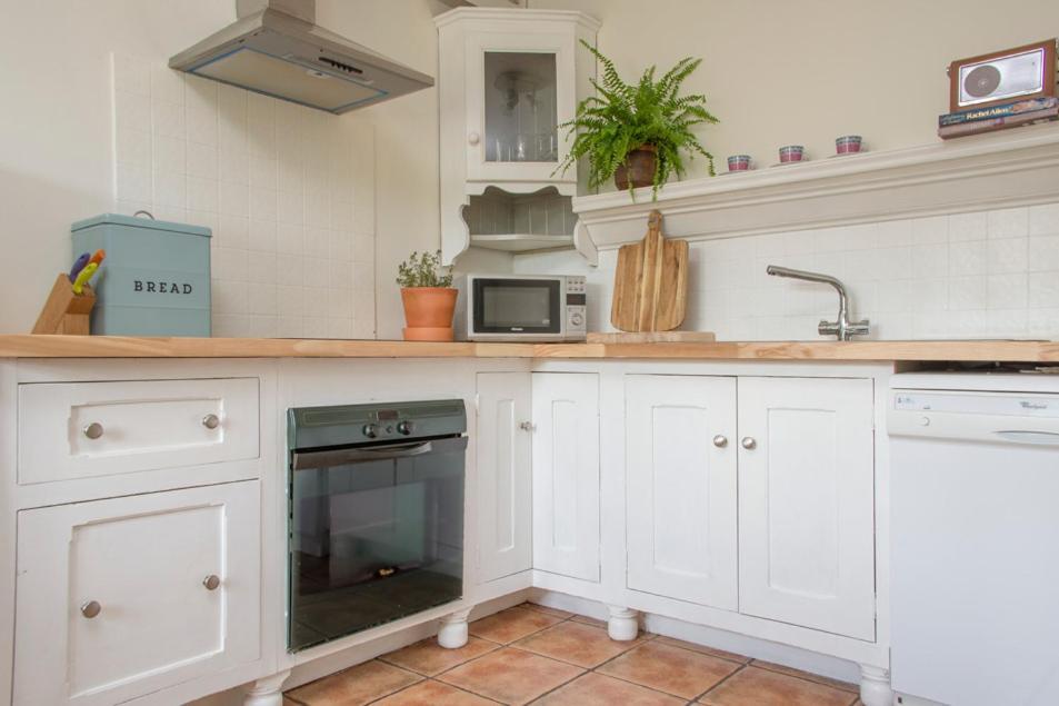 Courtyard Cottages Tralee Buitenkant foto